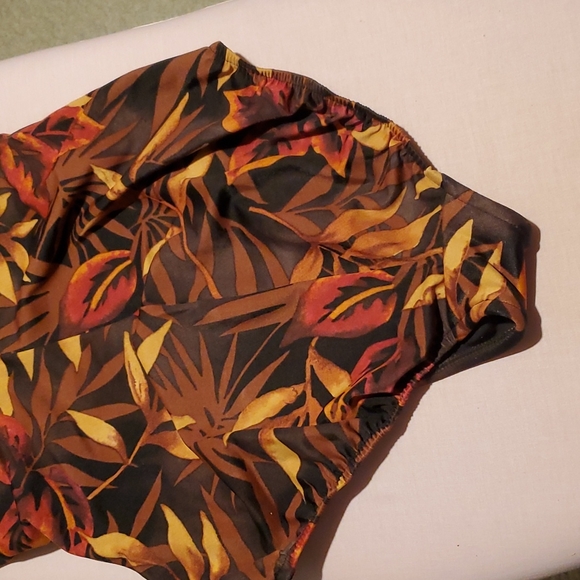 💕Reebok swimsuit - Picture 4 of 9